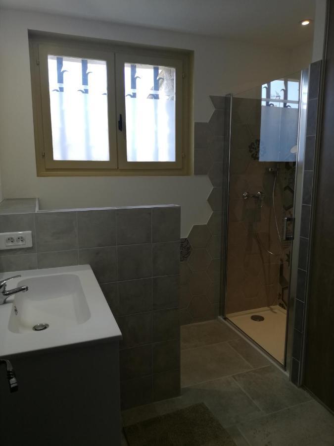Maison Provencale Spa Sauna Piscine Molleges ภายนอก รูปภาพ